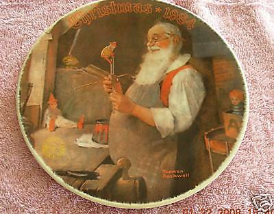 Vintage Norman Rockwell SANTA IN WORKSHOP Knowles China Collector 