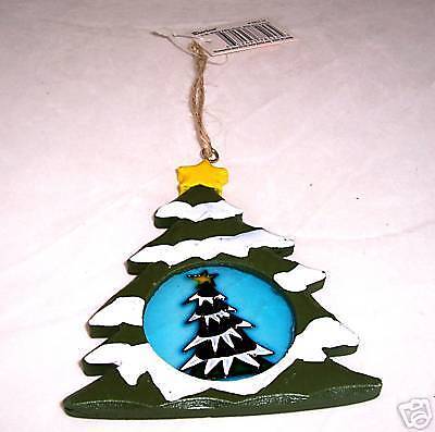 WOOD HANGER CHRISTMAS TREE ORNAMENT II  