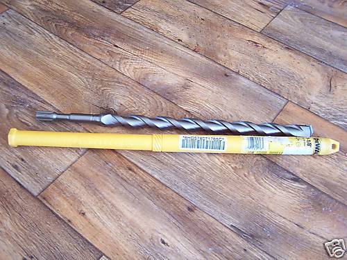 New Dewalt 1 1/8 X 17 X 22 Spline Concrete Drill Bit  