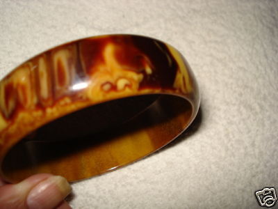 VINTAGE 1959s MULTI COLOR AMBER BAKELITE BRACELET  